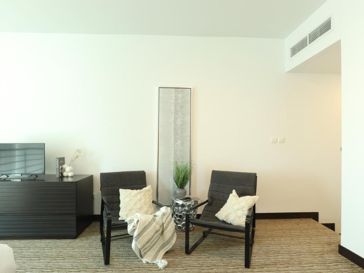 Higuests - Duplex Haven In Laguna Tower With City Views Apartment Dubai Exterior photo